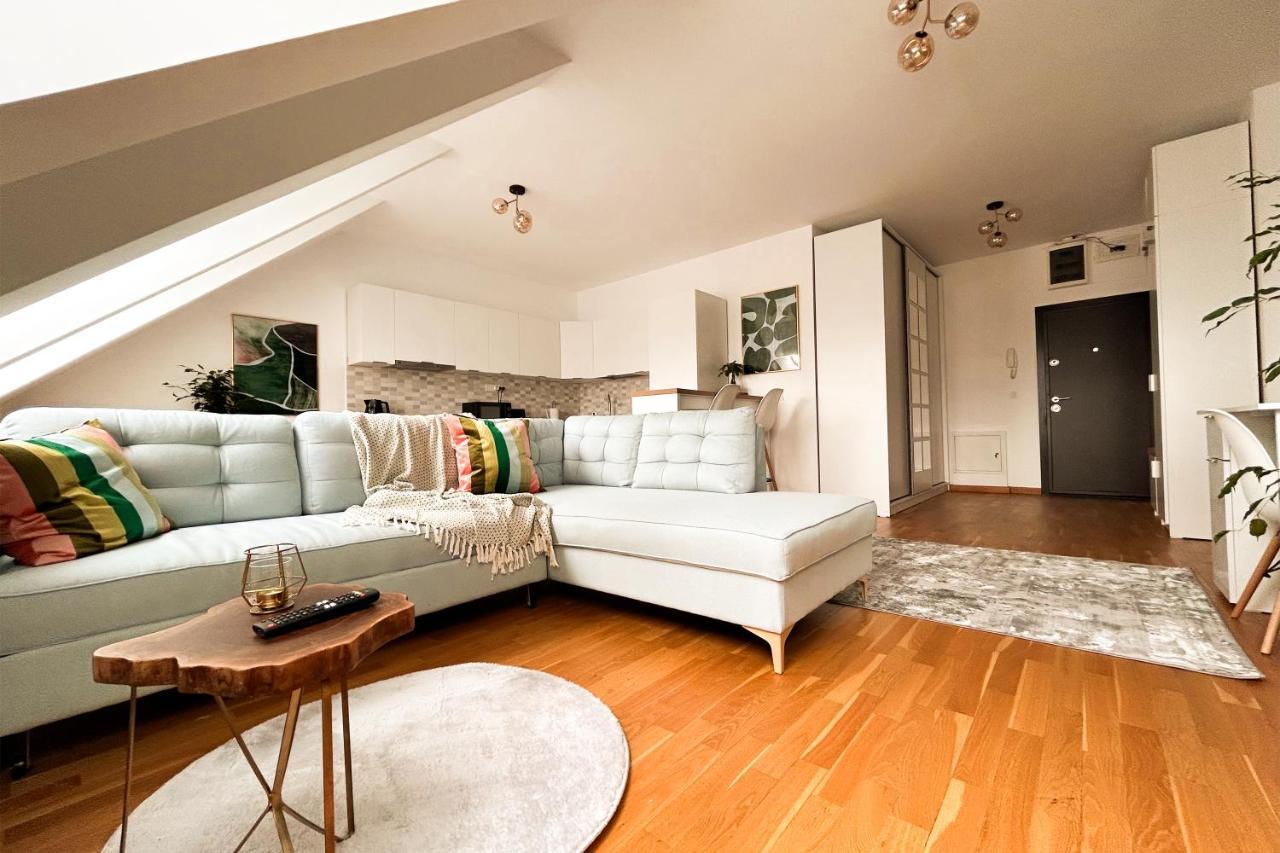 Downtown C22 Appartement Boekarest Buitenkant foto